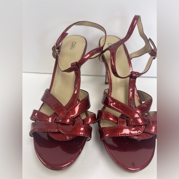 Cato’s 11 wide shiny red heels - Picture 5 of 5